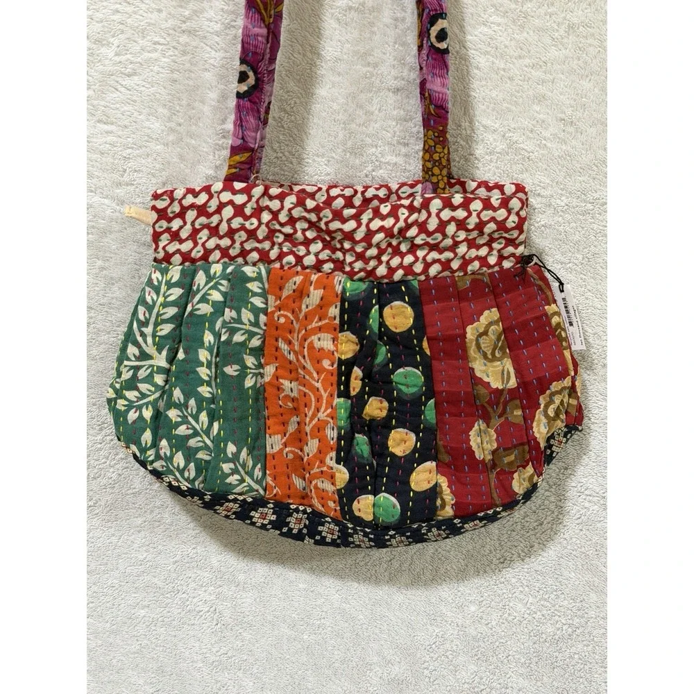 NWT Kantha Stitch‎ Sari Purse Hobo Bag Multicolor Patchwork Boho Artisan